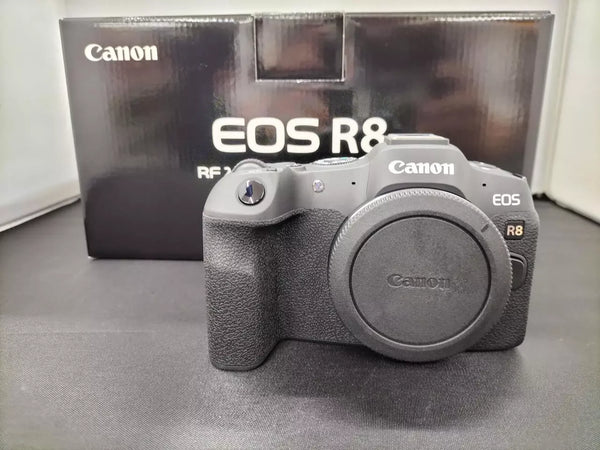 Canon EOS R8